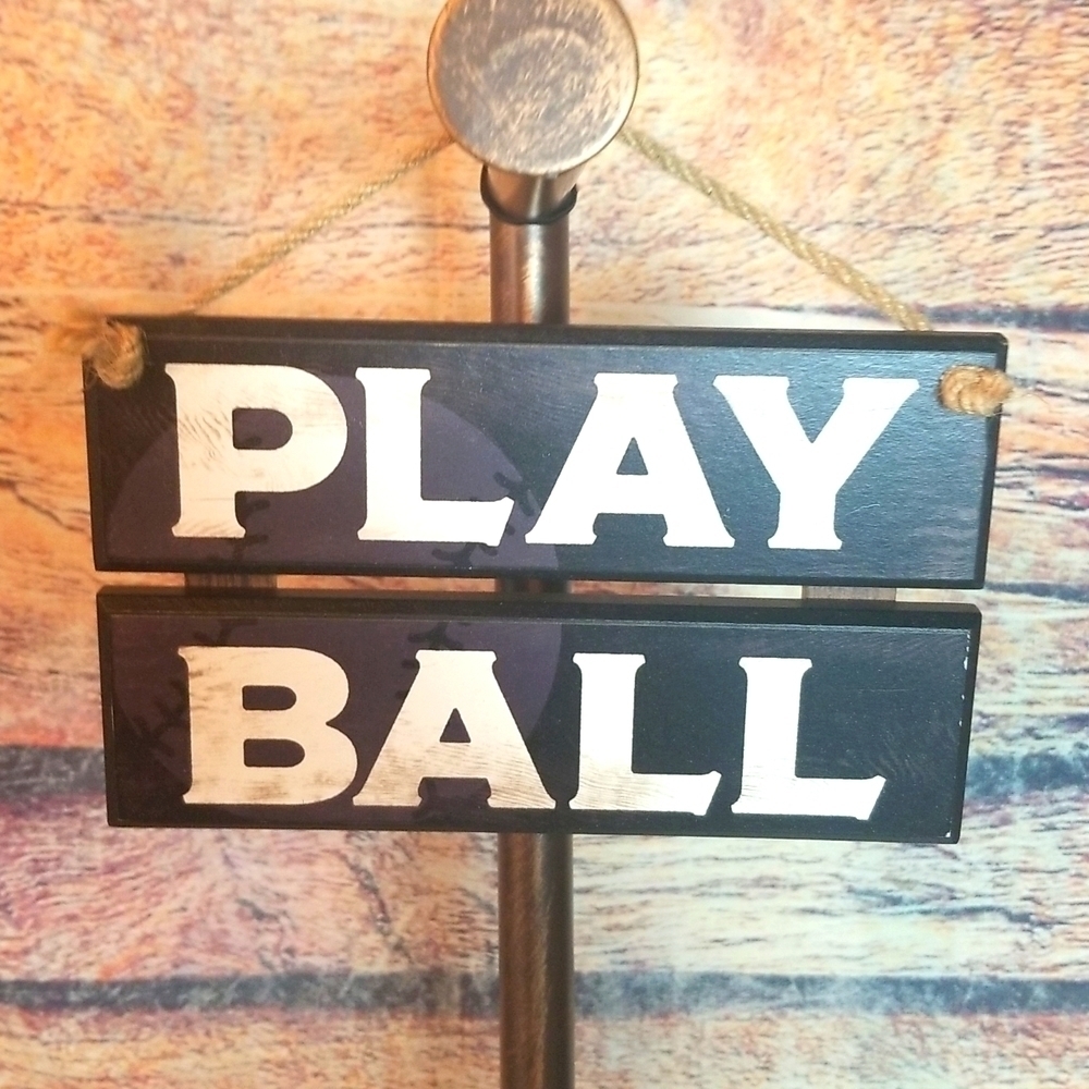 Play Ball ⚽️⚾️ Wall Decor